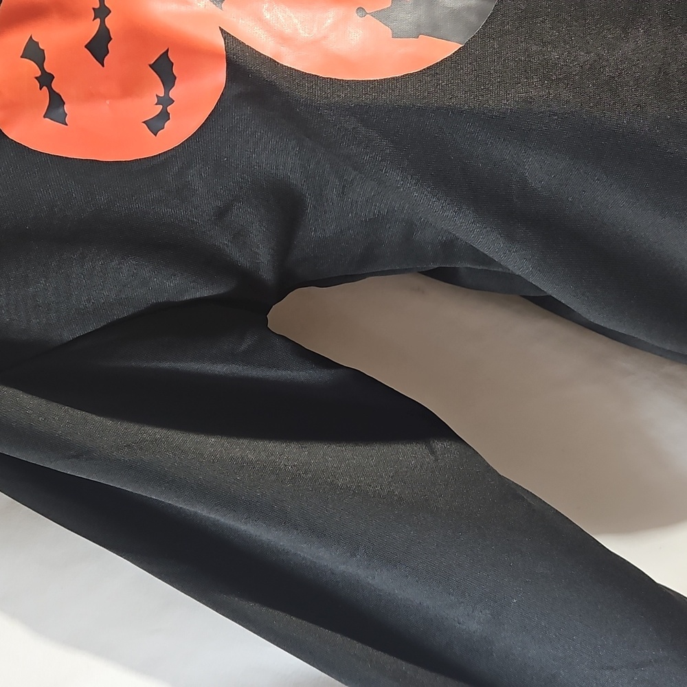 Handmade Halloween Mickey Ears Castle Sweatshirt Black Orange Size Small Iron-on - Picture 11 of 17